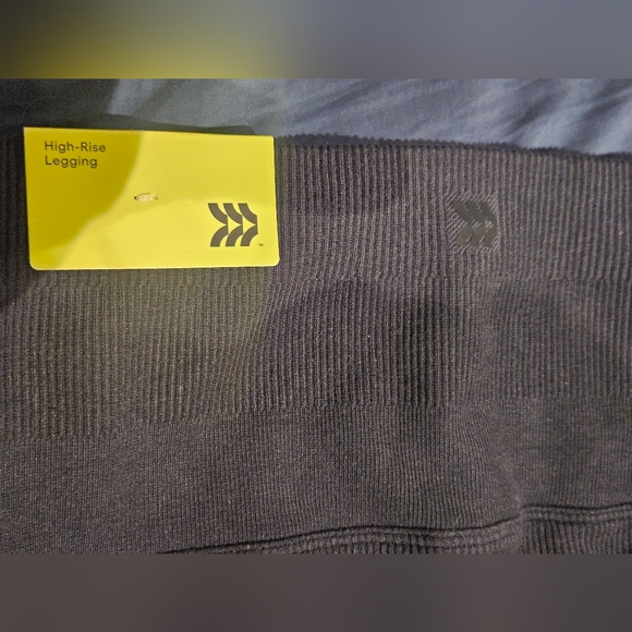 All In Motion Leggings - Picture 14 of 14